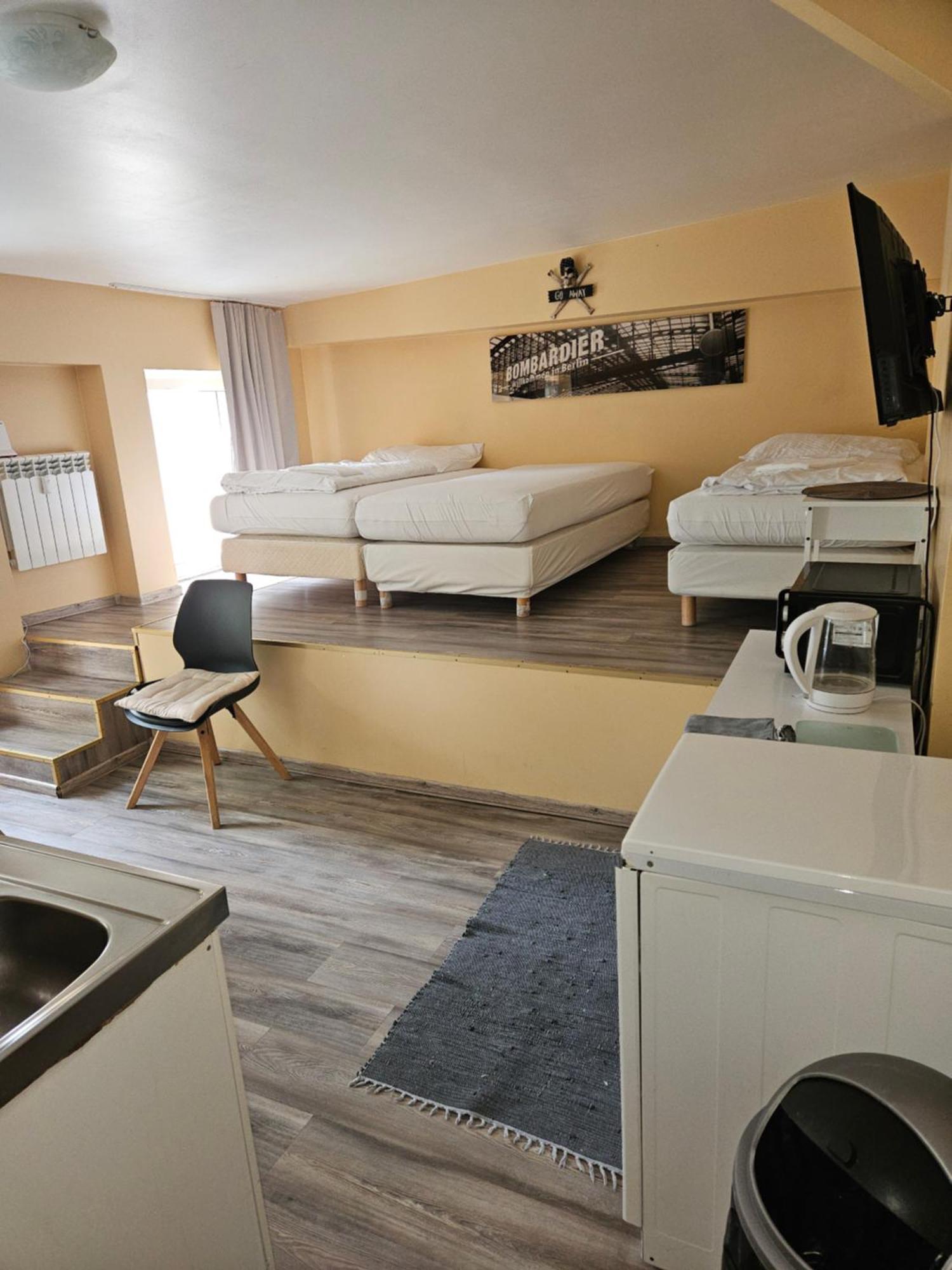 Pension 11 Berlin Bagian luar foto